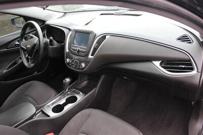 2017 Chevrolet Malibu LS   - Photo 16 - Salem, OR 97317