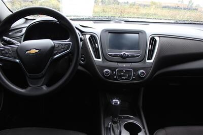 2017 Chevrolet Malibu LS   - Photo 14 - Salem, OR 97317