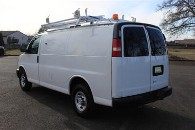 2010 Chevrolet Express 2500   - Photo 3 - Salem, OR 97317