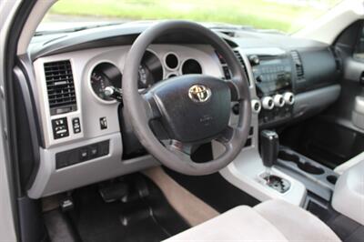 2008 Toyota Sequoia SR5   - Photo 9 - Salem, OR 97317