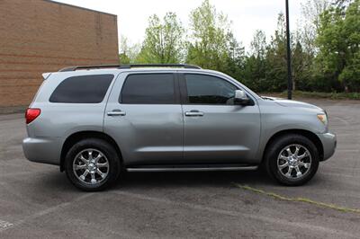 2008 Toyota Sequoia SR5   - Photo 5 - Salem, OR 97317