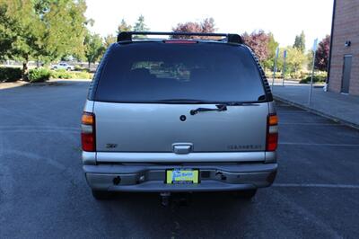 2001 Chevrolet Suburban 1500 LS   - Photo 8 - Salem, OR 97317