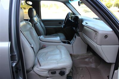 2001 Chevrolet Suburban 1500 LS   - Photo 18 - Salem, OR 97317