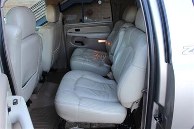 2001 Chevrolet Suburban 1500 LS   - Photo 12 - Salem, OR 97317