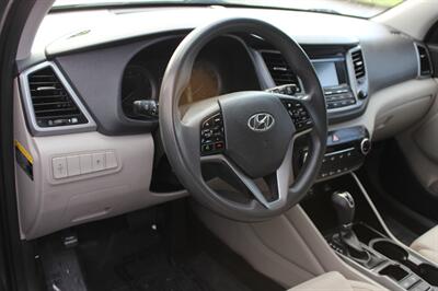 2016 Hyundai Tucson SE   - Photo 9 - Salem, OR 97317