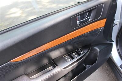 2014 Subaru Outback 2.5i Limited   - Photo 11 - Salem, OR 97317