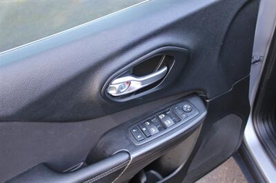 2015 Jeep Cherokee Latitude   - Photo 11 - Salem, OR 97317