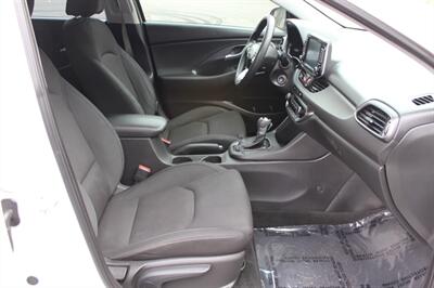 2018 Hyundai ELANTRA GT GL SE   - Photo 18 - Salem, OR 97317
