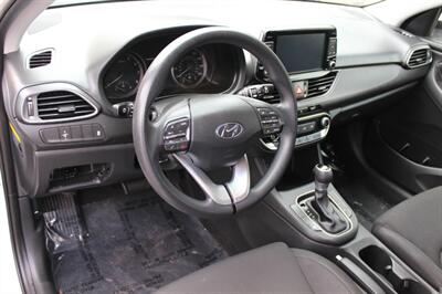 2018 Hyundai ELANTRA GT GL SE   - Photo 9 - Salem, OR 97317