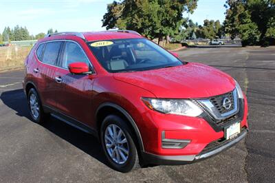 2017 Nissan Rogue SL   - Photo 1 - Salem, OR 97317