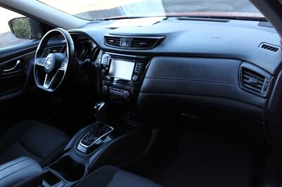 2017 Nissan Rogue SL   - Photo 17 - Salem, OR 97317