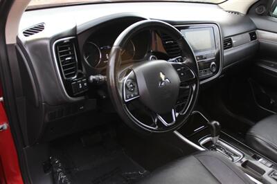 2019 Mitsubishi Outlander SEL   - Photo 9 - Salem, OR 97317