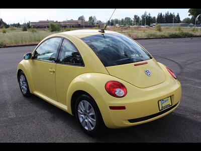 2010 Volkswagen New Beetle Base PZEV   - Photo 3 - Salem, OR 97317