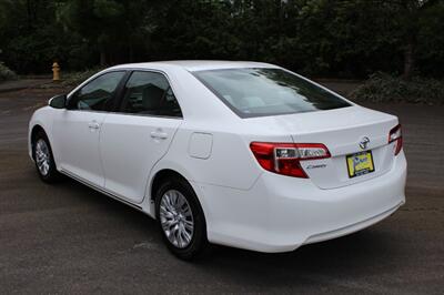 2012 Toyota Camry LE   - Photo 3 - Salem, OR 97317