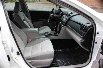 2012 Toyota Camry LE   - Photo 17 - Salem, OR 97317