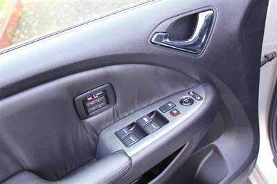 2005 Honda Odyssey Touring w/DVD w/Navi - Photo 11 - Salem, OR 97317