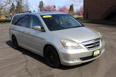 2005 Honda Odyssey Touring w/DVD w/Navi - Photo 1 - Salem, OR 97317
