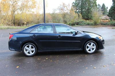 2014 Toyota Camry SE   - Photo 5 - Salem, OR 97317