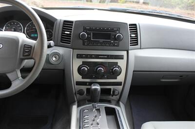 2007 Jeep Grand Cherokee Laredo   - Photo 14 - Salem, OR 97317