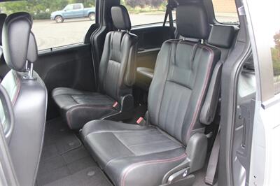 2018 Dodge Grand Caravan GT   - Photo 13 - Salem, OR 97317
