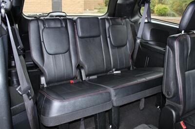 2018 Dodge Grand Caravan GT   - Photo 16 - Salem, OR 97317
