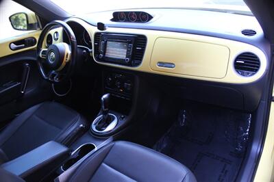 2014 Volkswagen Beetle-Classic TDI   - Photo 16 - Salem, OR 97317
