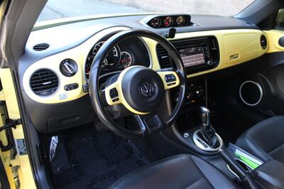 2014 Volkswagen Beetle-Classic TDI   - Photo 9 - Salem, OR 97317