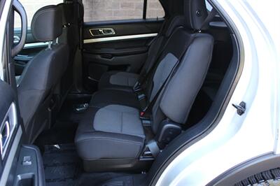 2016 Ford Explorer XLT   - Photo 13 - Salem, OR 97317