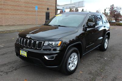 2017 Jeep Grand Cherokee Laredo E   - Photo 2 - Salem, OR 97317