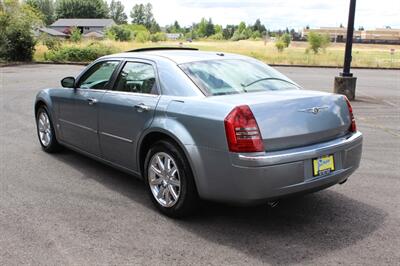 2007 Chrysler 300C   - Photo 3 - Salem, OR 97317