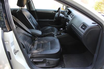 2013 Volkswagen Jetta SEL PZEV - Photo 17 - Salem, OR 97317