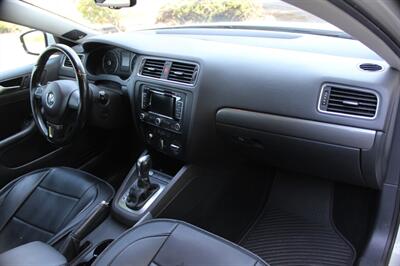 2013 Volkswagen Jetta SEL PZEV - Photo 16 - Salem, OR 97317