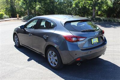 2014 Mazda Mazda3 Hatchback i Sport   - Photo 3 - Salem, OR 97317
