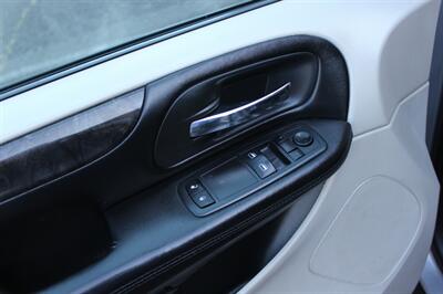 2014 Dodge Grand Caravan American Value Package   - Photo 11 - Salem, OR 97317