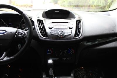 2017 Ford Escape SE - Photo 14 - Salem, OR 97317
