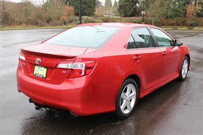2014 Toyota Camry SE Sport   - Photo 4 - Salem, OR 97317