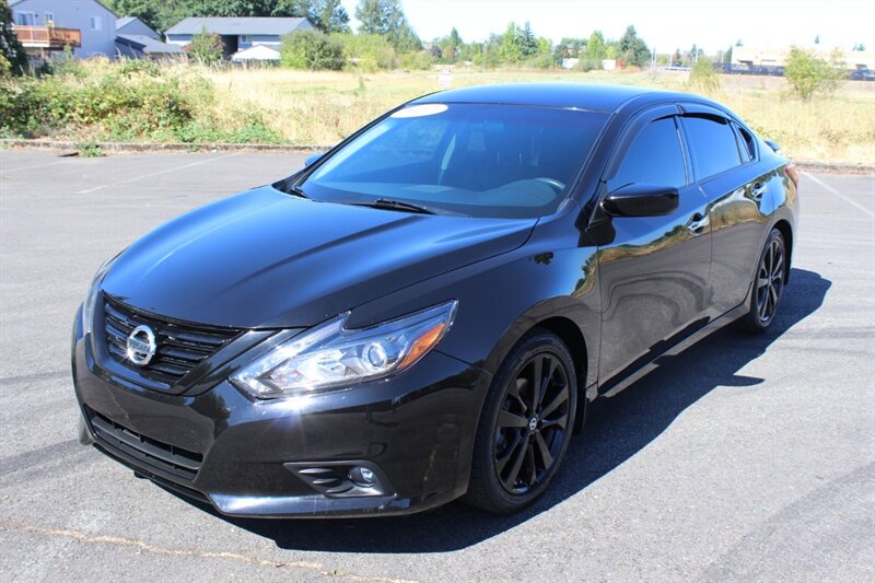 2017 Nissan Altima 2.5 SR  