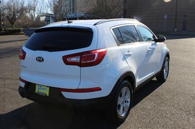 2012 Kia Sportage LX   - Photo 4 - Salem, OR 97317