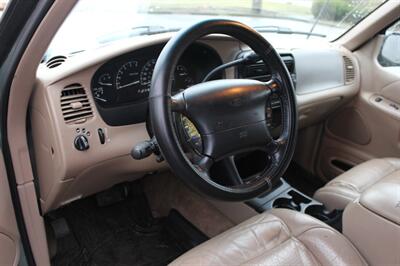 1998 Ford Explorer XLT   - Photo 10 - Salem, OR 97317