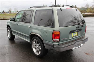 1998 Ford Explorer XLT   - Photo 3 - Salem, OR 97317