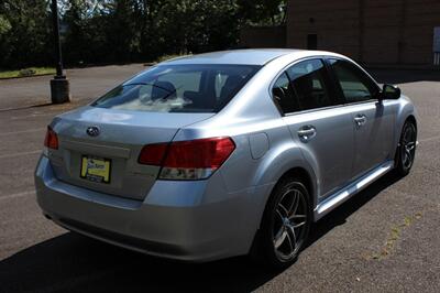 2013 Subaru Legacy 2.5i - Photo 4 - Salem, OR 97317