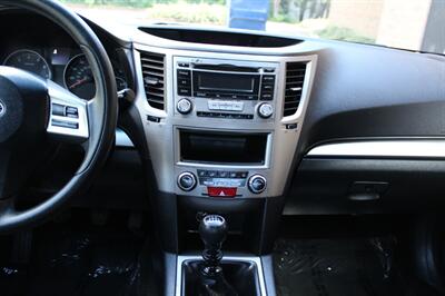 2013 Subaru Legacy 2.5i - Photo 14 - Salem, OR 97317