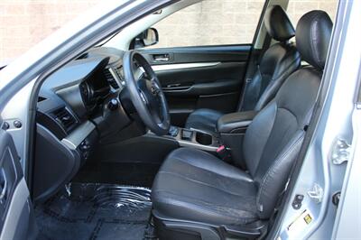 2013 Subaru Legacy 2.5i - Photo 10 - Salem, OR 97317