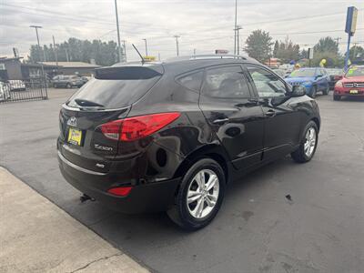 2011 Hyundai TUCSON GLS   - Photo 4 - Salem, OR 97317