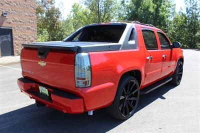 2008 Chevrolet Avalanche LTZ   - Photo 4 - Salem, OR 97317