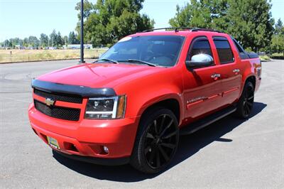 2008 Chevrolet Avalanche LTZ   - Photo 2 - Salem, OR 97317