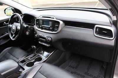 2016 Kia Sorento EX   - Photo 19 - Salem, OR 97317