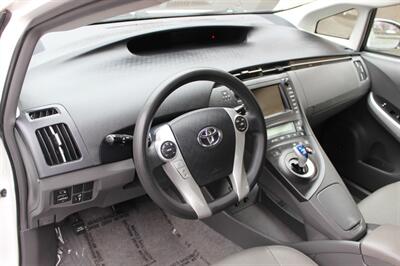 2011 Toyota Prius Three   - Photo 9 - Salem, OR 97317