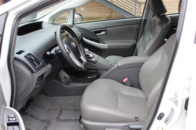 2011 Toyota Prius Three   - Photo 10 - Salem, OR 97317