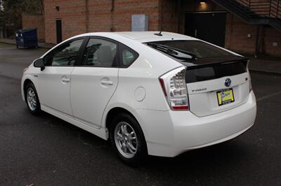 2011 Toyota Prius Three   - Photo 3 - Salem, OR 97317